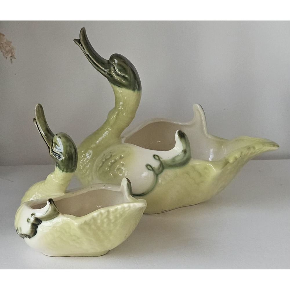Vtg 50's Hull PotteryCeramic Swan lot of 2 Trinket Dishes MCM Green